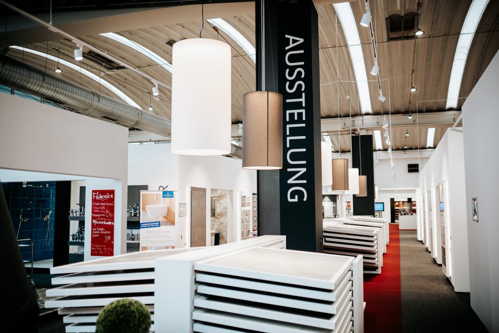 Geschäftsausstellung der Firma Mobau Pro im Rahmen einer Untternehmensreportage.